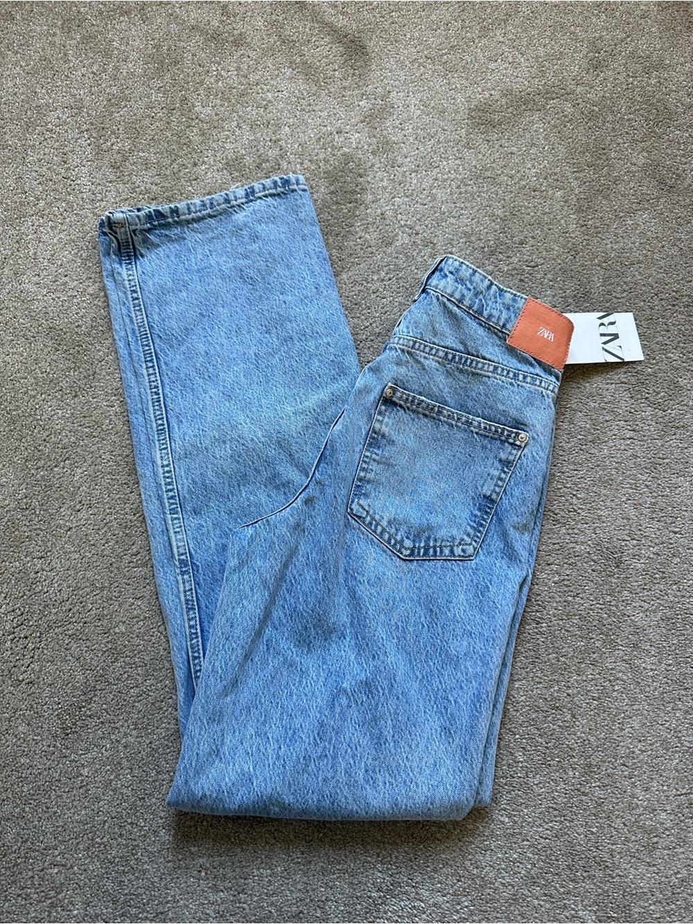 Zara Light Blue Straight Leg Women’s Jeans